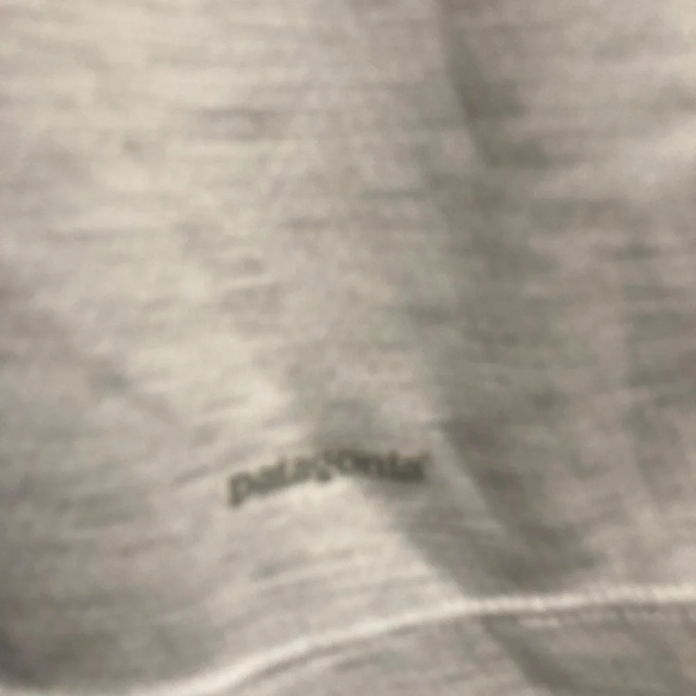 Patagonia shirt - Picture 2 of 4